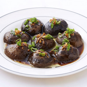 braised black mushrooms